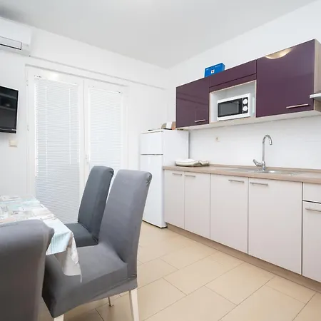 With Parking Space Vrsi, Zadar - 15944 アパート