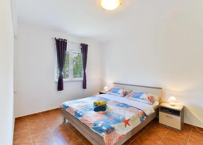Apartamento With Parking Space Vrsi, Zadar - 15944